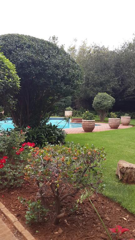 The Shakespeare Inn Vanderbijlpark Kültér fotó
