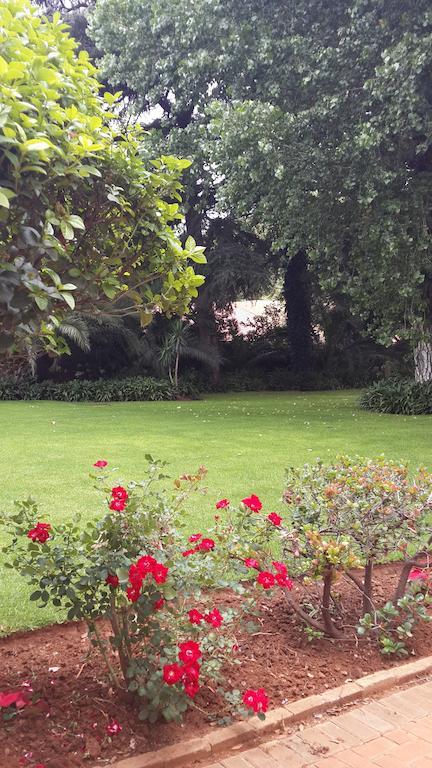 The Shakespeare Inn Vanderbijlpark Kültér fotó